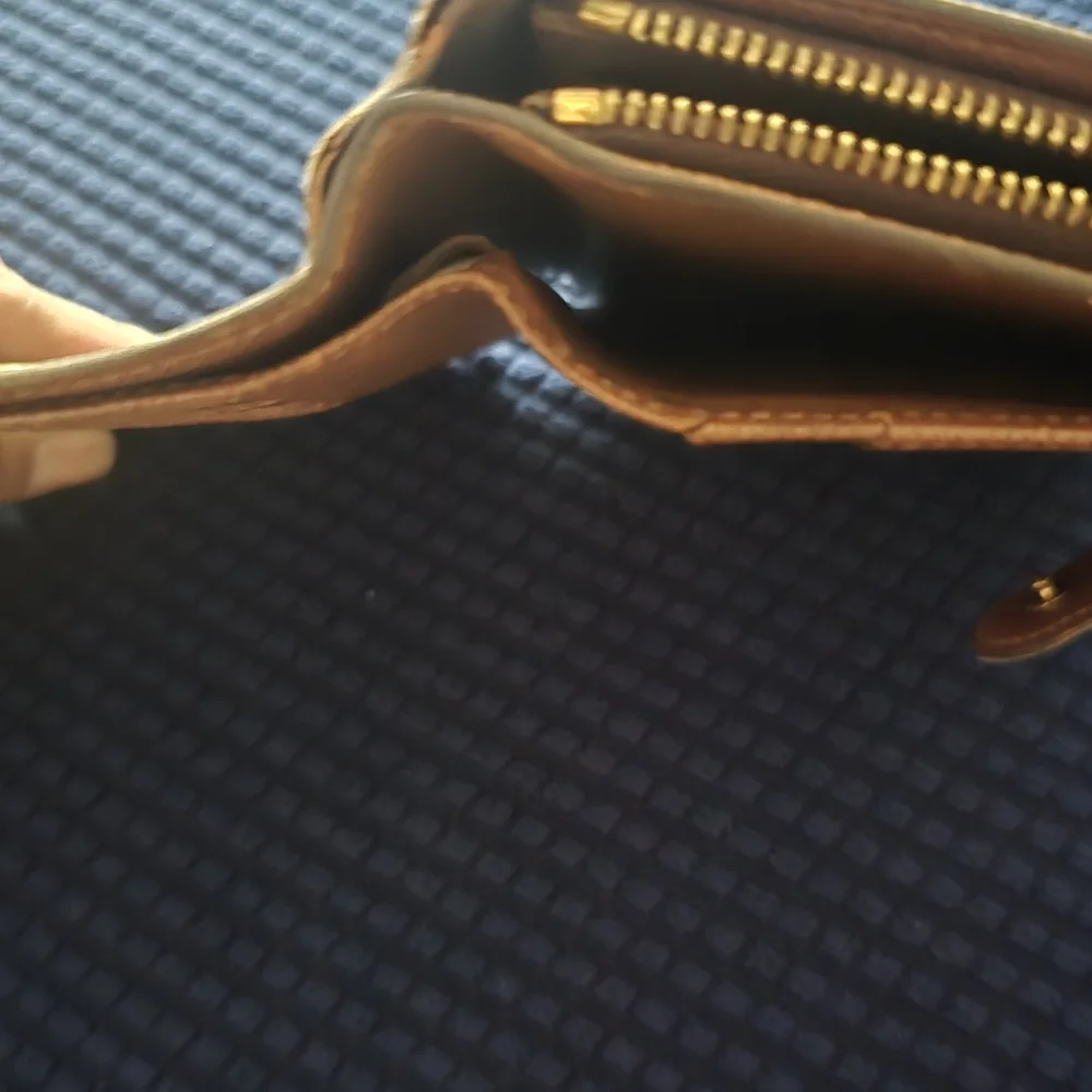 Louis Vuitton Brown and Gold Monogram Wallet - Picture 5 of 7